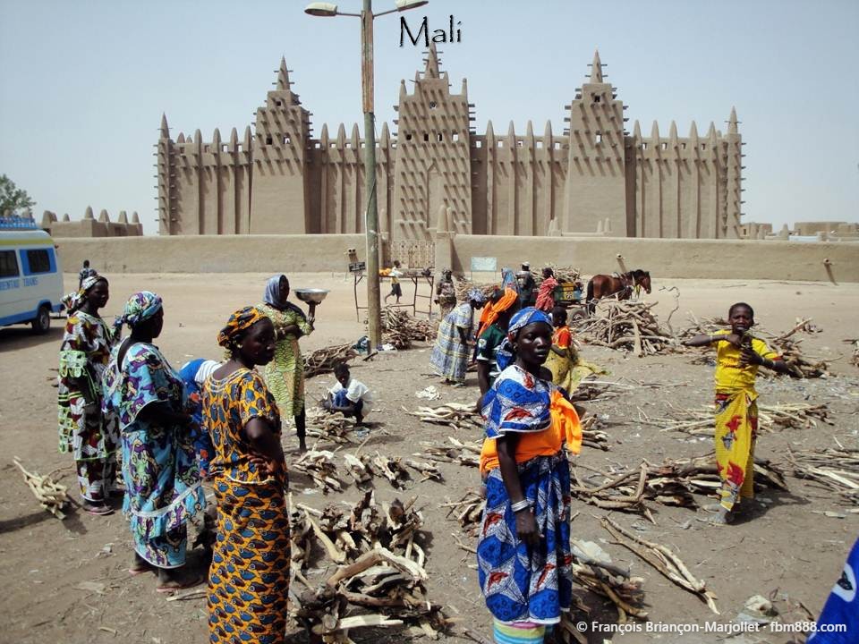 Photo from the 888-day world trip, © François Briançon-Marjollet